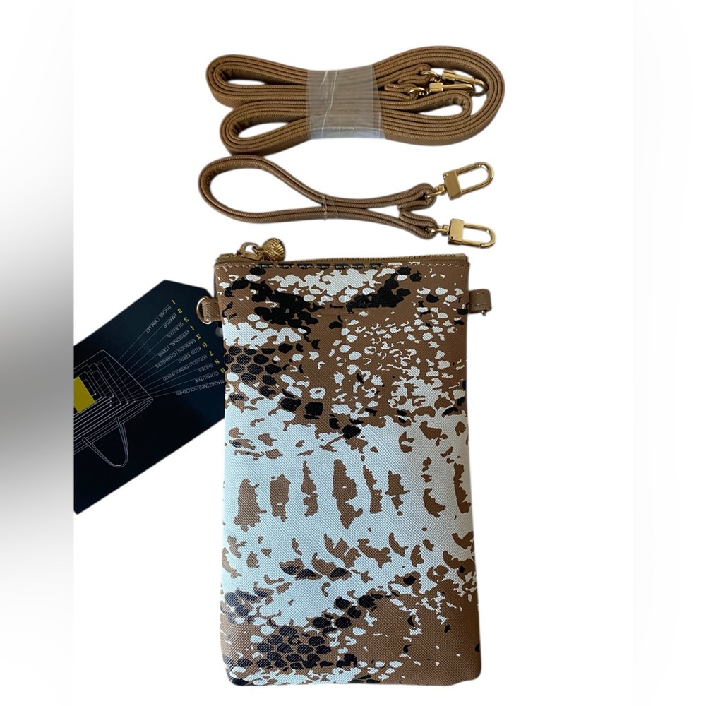 OTG 247 On The Go Twenty Four Seven #1 Wristlet Crossbody New